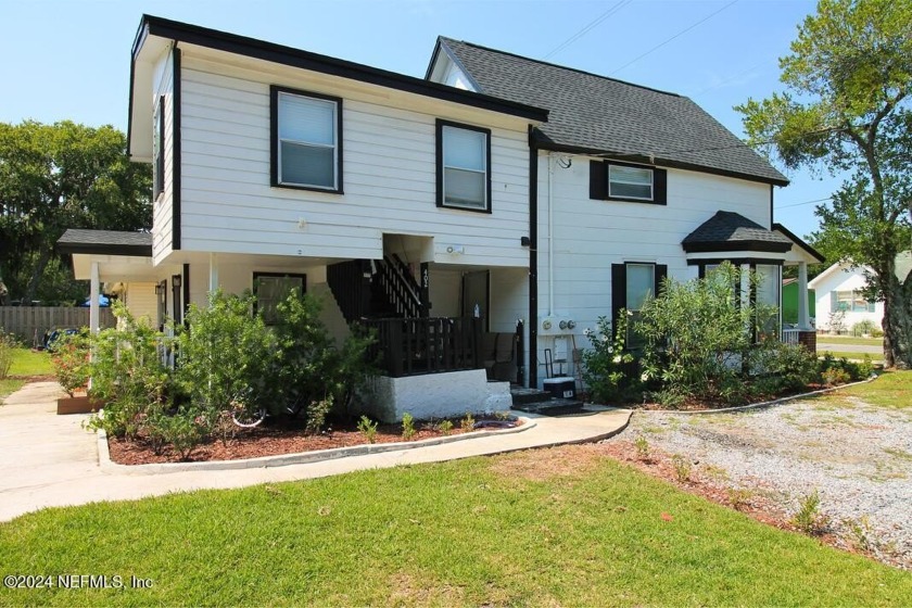 Welcome to this Outstanding Triplex! A unique gem in today's - Beach Townhome/Townhouse for sale in Fernandina Beach, Florida on Beachhouse.com