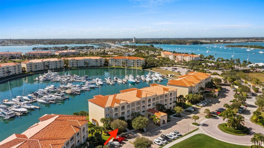 Outstanding value for this beautifully updated condo that's - Beach Condo for sale in Hutchinson Island, Florida on Beachhouse.com