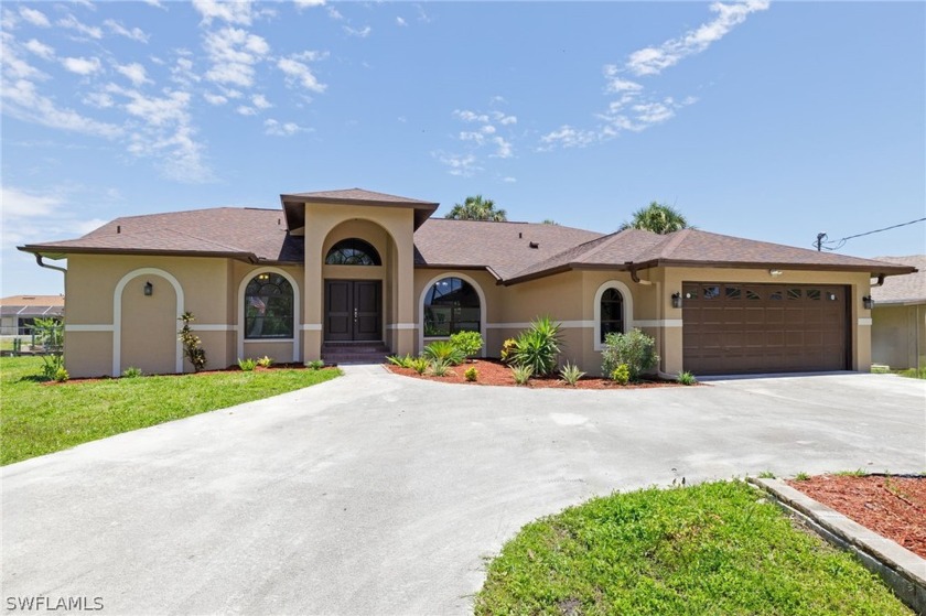 This immaculate GULF ACCESS 4 bedroom, 4 bath home in Morse - Beach Home for sale in Fort Myers, Florida on Beachhouse.com