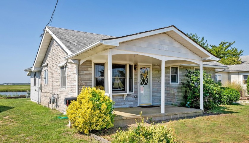 Welcome to this delightful cottage nestled along the scenic - Beach Home for sale in Cape May Court House, New Jersey on Beachhouse.com