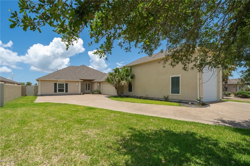This custom built home is located in the Sea-gated community of - Beach Home for sale in Aransas Pass, Texas on Beachhouse.com