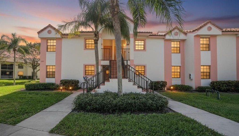 FRESH ON THE MARKET !!! FANTASTIC 2 BEDROOM 2 BATH TOP FLOOR - Beach Condo for sale in Boca Raton, Florida on Beachhouse.com