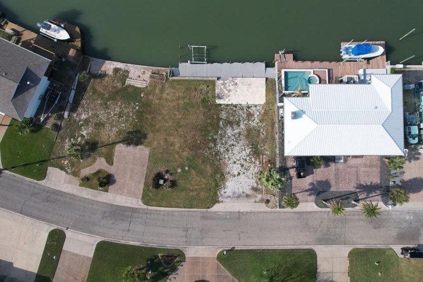 Welcome to 31 Flamingo Rd, a stunning waterfront lot located in - Beach Lot for sale in Rockport, Texas on Beachhouse.com