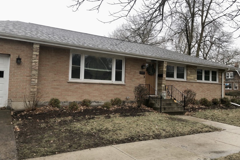 Solid brick ranch in a fabulous NW Evanston location! This - Beach Home for sale in Evanston, Illinois on Beachhouse.com