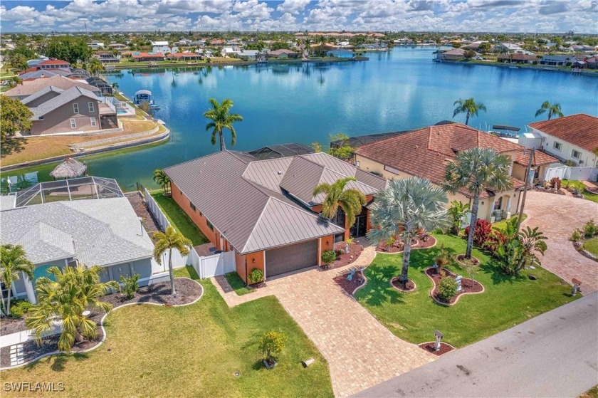 NO FLOOD INSURANCE REQUIRED. Brand New AC- NEW ROOF! Welcome - Beach Home for sale in Cape Coral, Florida on Beachhouse.com