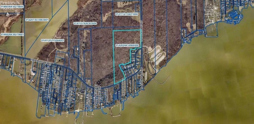 Twenty-Two plus acres with views of Sandusky Bay - Beach Acreage for sale in Marblehead, Ohio on Beachhouse.com