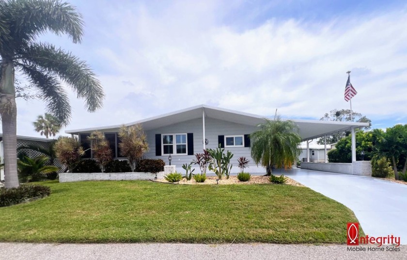 Discover your dream home in Camelot Lakes Village, a 55+ - Beach Home for sale in Sarasota, Florida on Beachhouse.com