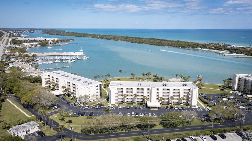 Top of the line Professionally remodeled 2/2 Condo with views of - Beach Condo for sale in Tequesta, Florida on Beachhouse.com