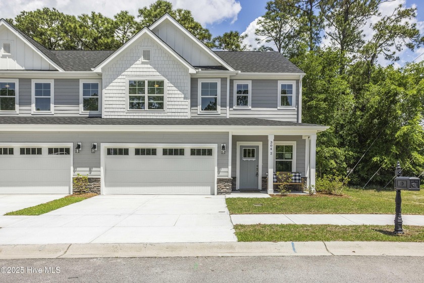 Move in today and take advantage of an exceptional opportunity - Beach Townhome/Townhouse for sale in Shallotte, North Carolina on Beachhouse.com
