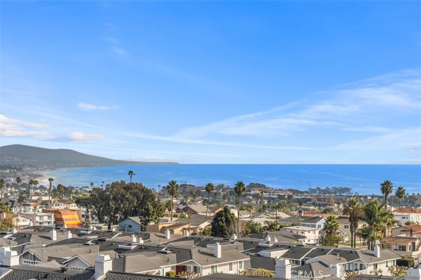 Stunning Coastal Retreat with Panoramic and Coastline Ocean - Beach Townhome/Townhouse for sale in Dana Point, California on Beachhouse.com