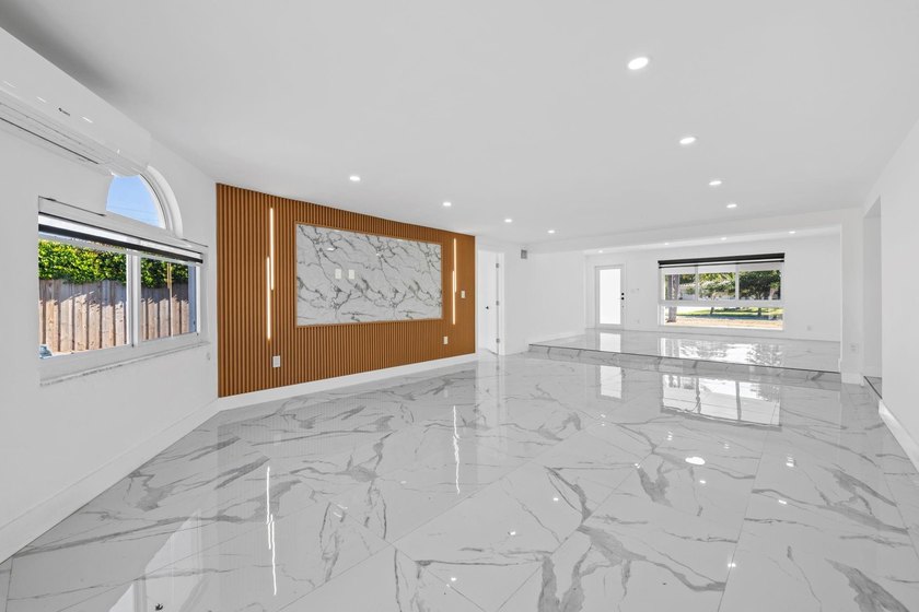 UNAPPROVED SHORT SALE opportunity in Imperial Point with - Beach Home for sale in Fort Lauderdale, Florida on Beachhouse.com