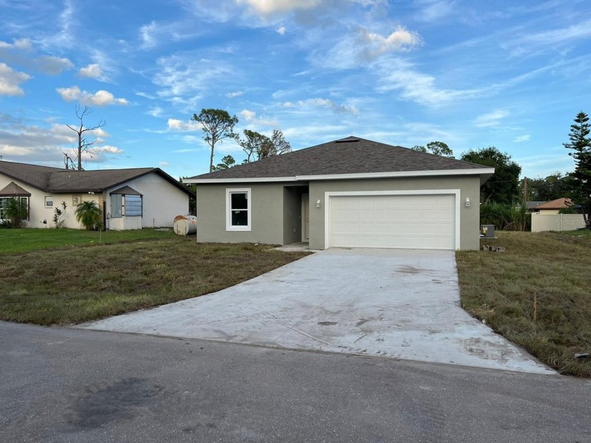 **Ready to move-in** Beautiful New Construction!!! Single family - Beach Home for sale in Port Charlotte, Florida on Beachhouse.com