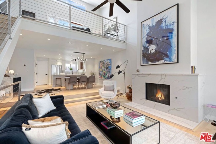Located in an unbeatable beachside location with the ocean - Beach Townhome/Townhouse for sale in Santa Monica, California on Beachhouse.com