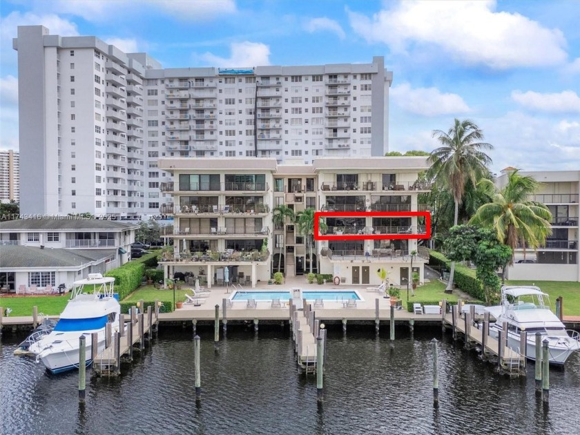BOUTIQUE BUILDING in GOLDEN ISLES, this beautiful residence - Beach Condo for sale in Hallandale Beach, Florida on Beachhouse.com
