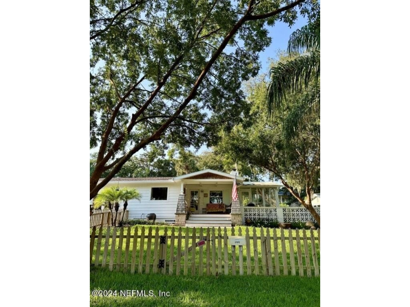 Welcome to your dream beach cottage in the heart of Atlantic - Beach Home for sale in Atlantic Beach, Florida on Beachhouse.com