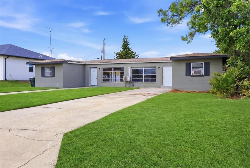 Located in the desirable Warm Mineral Springs area of North Port - Beach Townhome/Townhouse for sale in North Port, Florida on Beachhouse.com