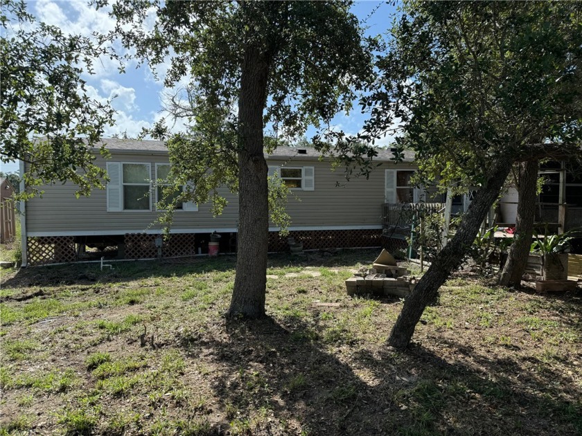 One mile from Aransas Bay fishing and birding with easy access - Beach Home for sale in Rockport, Texas on Beachhouse.com