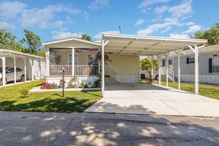 3 year NEW Home ! 3 Bedroom 2 Bath ! Motivated Seller ! Come - Beach Home for sale in Cocoa, Florida on Beachhouse.com
