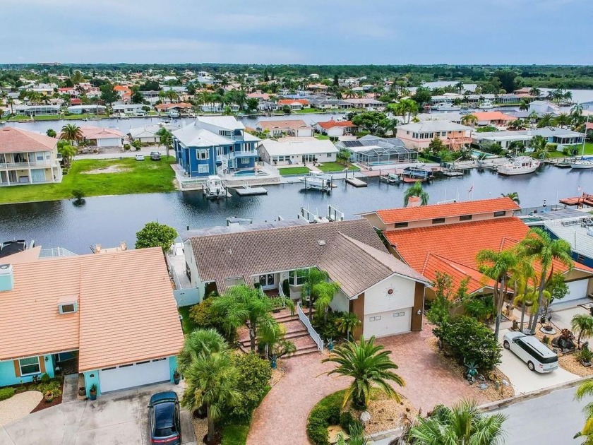 Welcome home to 3545 Seaway Drive! The main home features 3 - Beach Home for sale in New Port Richey, Florida on Beachhouse.com