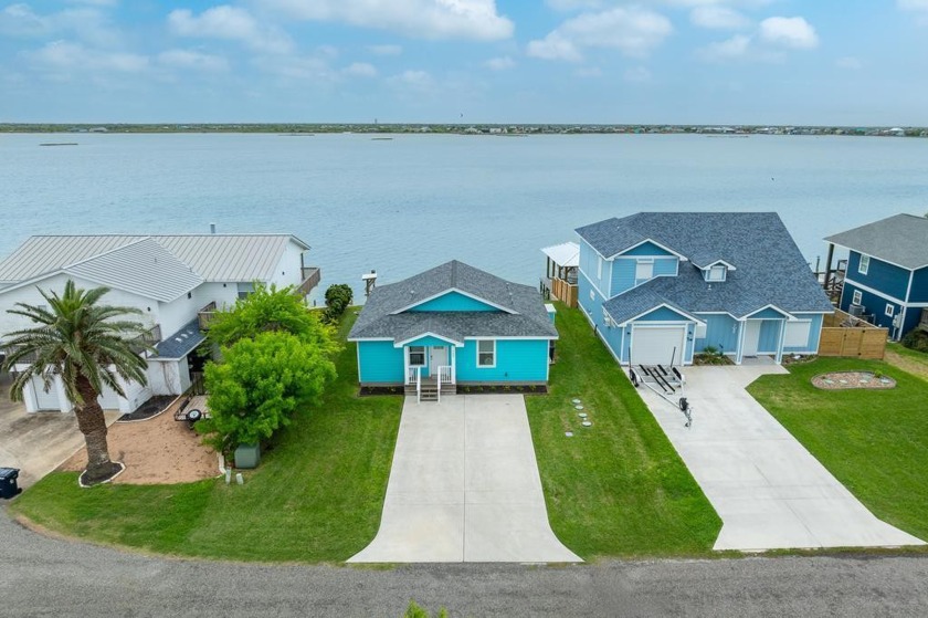 Rockport Texas waterfront living at its best!  You won't find a - Beach Home for sale in Rockport, Texas on Beachhouse.com