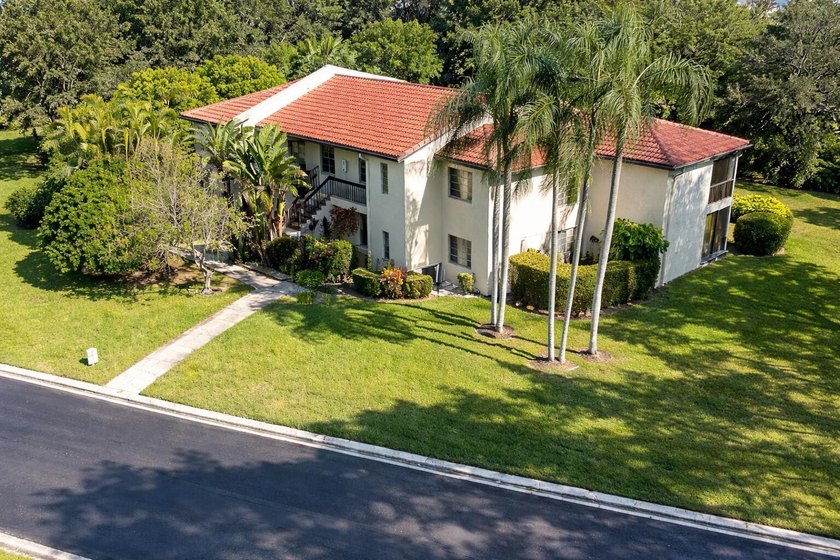 Welcome to resort style non membership adult living in the - Beach Condo for sale in Boca Raton, Florida on Beachhouse.com