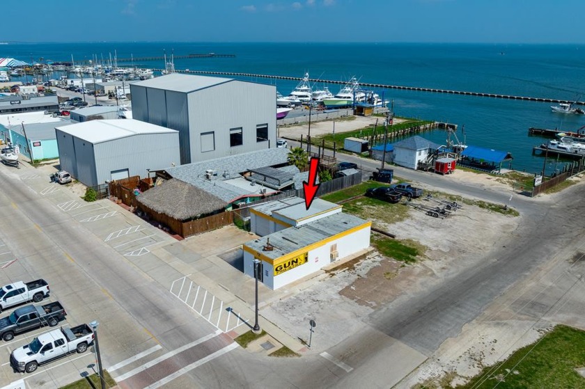 116 S Fulton Beach Rd, a prime piece of commercial real estate - Beach Commercial for sale in Fulton, Texas on Beachhouse.com