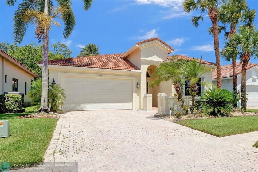 MOTIVATED SELLER!!!  BRING ALL OFFERS!!! $10,000 TOWARDS CLOSING - Beach Home for sale in Delray Beach, Florida on Beachhouse.com