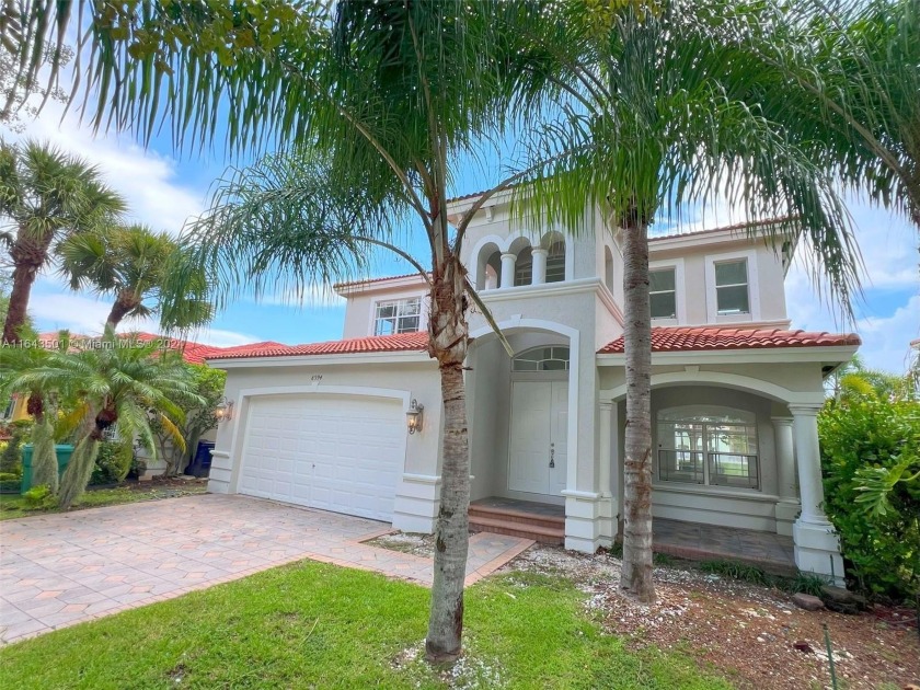 CHIC Lake front fully remodeled 2 story Single-Family residence - Beach Home for sale in Cutler Bay, Florida on Beachhouse.com