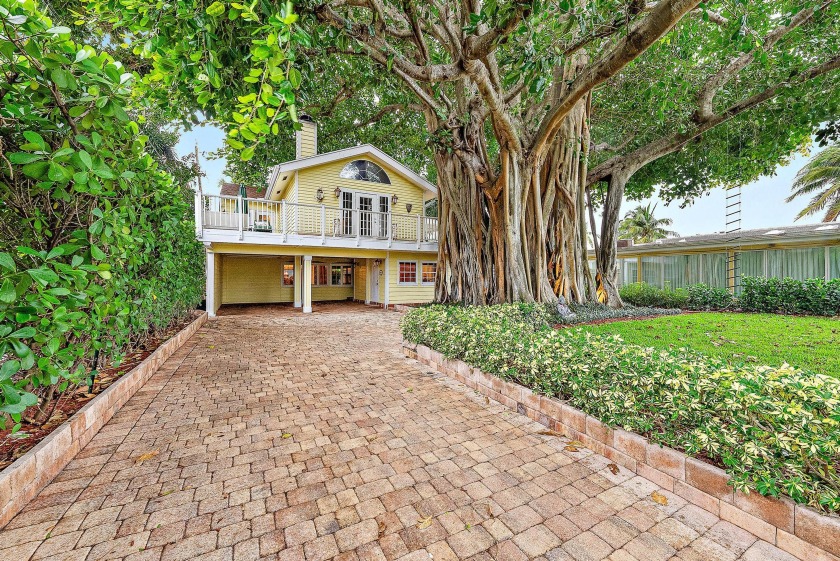 Welcome to ''Casa del Arbol'' or the ''Tree House''!This amazing - Beach Home for sale in West Palm Beach, Florida on Beachhouse.com