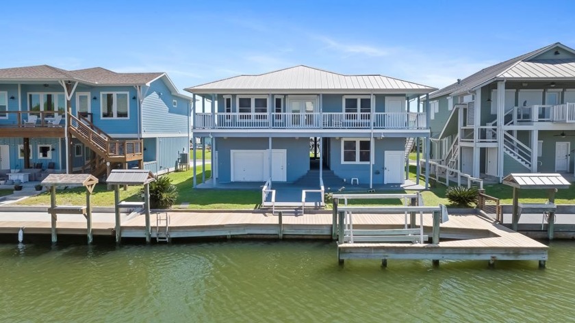 This unique waterfront home boasts an oversized 4-car garage - Beach Home for sale in City by The Sea, Texas on Beachhouse.com