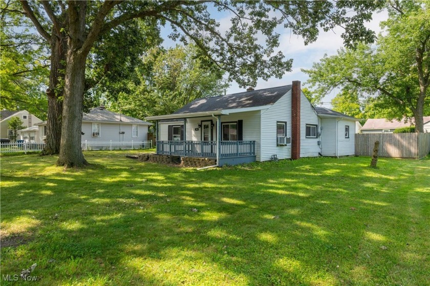 Welcome to this cozy, move-in ready ranch located in the - Beach Home for sale in Vermilion, Ohio on Beachhouse.com