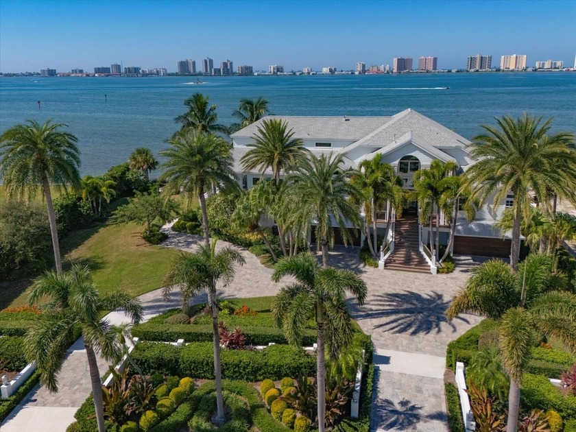 Exclusive Waterfront Estate on Private Belleview Island, enjoy - Beach Home for sale in Belleair Beach, Florida on Beachhouse.com