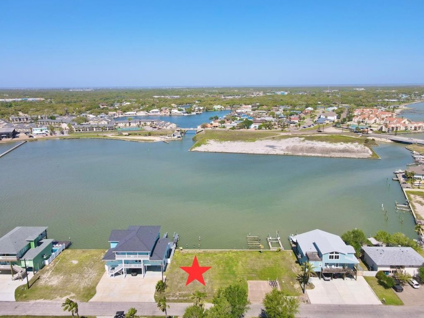 Located in the prestigious Key Allegro community, this bayfront - Beach Lot for sale in Rockport, Texas on Beachhouse.com