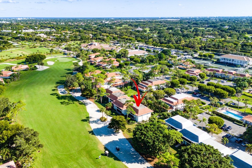 Exceptional, updated first-floor private end-unit condo with - Beach Condo for sale in Boynton Beach, Florida on Beachhouse.com