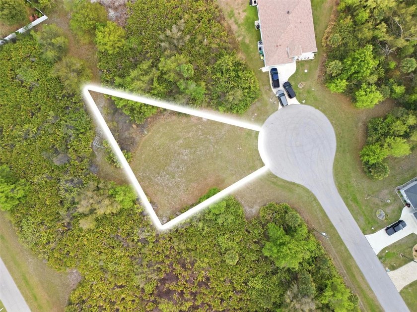 READY TO BUILD YOUR CUSTOM HOME!!  Tucked at the end of a quiet - Beach Lot for sale in Rotonda West, Florida on Beachhouse.com