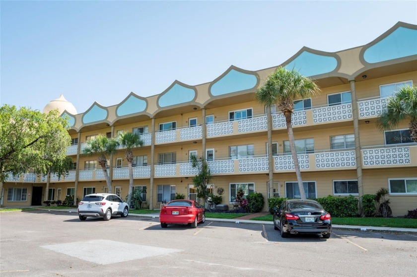 Under contract-accepting backup offers. This beautifully - Beach Condo for sale in Clearwater, Florida on Beachhouse.com