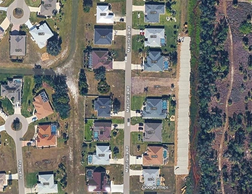 An ideal homesite in the established Deep Creek neighborhood - Beach Lot for sale in Punta Gorda, Florida on Beachhouse.com