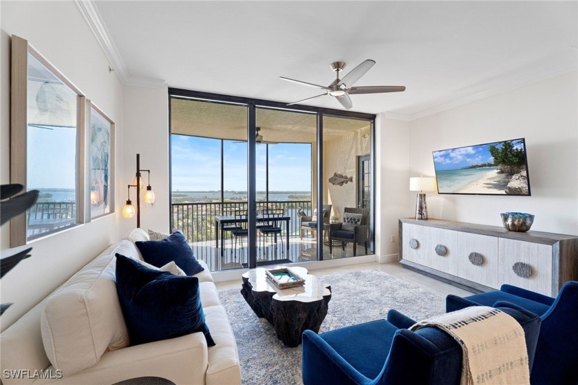 WOW WOW WOW! TOTALLY REMODELED! Welcome to your dream waterfront - Beach Condo for sale in Cape Coral, Florida on Beachhouse.com