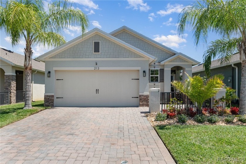 Stunning 3-Bedroom, 2-Bath Home with Breathtaking Lake Views in - Beach Home for sale in New Smyrna Beach, Florida on Beachhouse.com