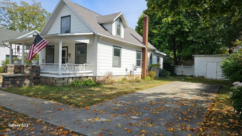 Whether you are looking for a home to improve as an investment - Beach Home for sale in Lakeside, Ohio on Beachhouse.com