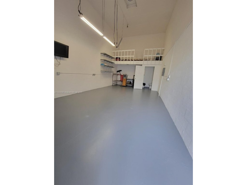 Lowest priced warehouse space in Broward County! Priced for - Beach Commercial for sale in Pompano Beach, Florida on Beachhouse.com