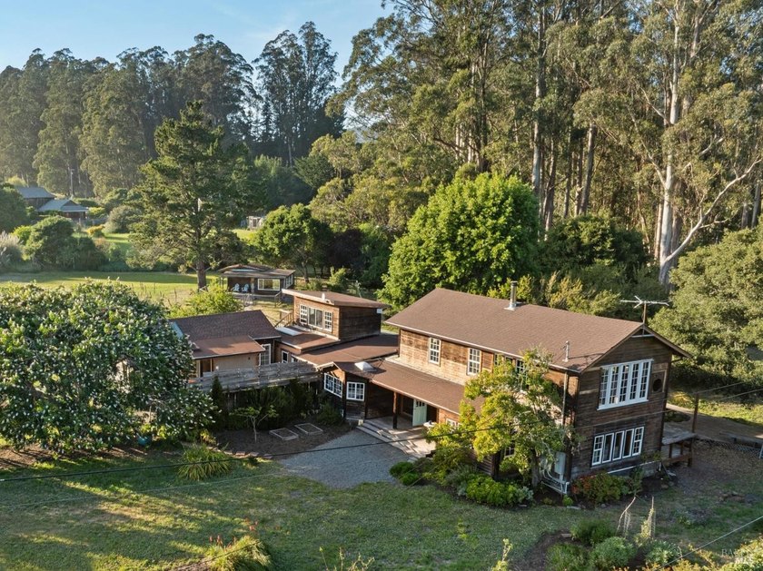The oldest house in Bolinas is available for the first time in - Beach Home for sale in Bolinas, California on Beachhouse.com