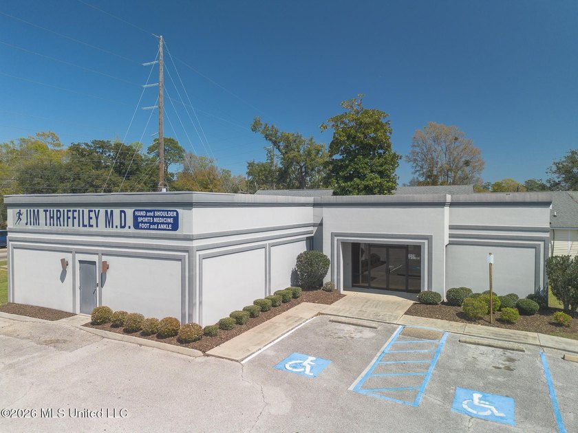 This is a rare opportunity to acquire an established - Beach Commercial for sale in Gulfport, Mississippi on Beachhouse.com