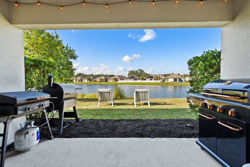 Beautiful 2022 CBS 3-bedroom, 2-bath home with a peaceful water - Beach Home for sale in Fort Pierce, Florida on Beachhouse.com