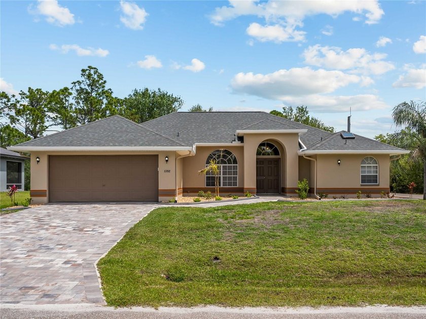 Welcome to a home where all the big updates are already done for - Beach Home for sale in Punta Gorda, Florida on Beachhouse.com