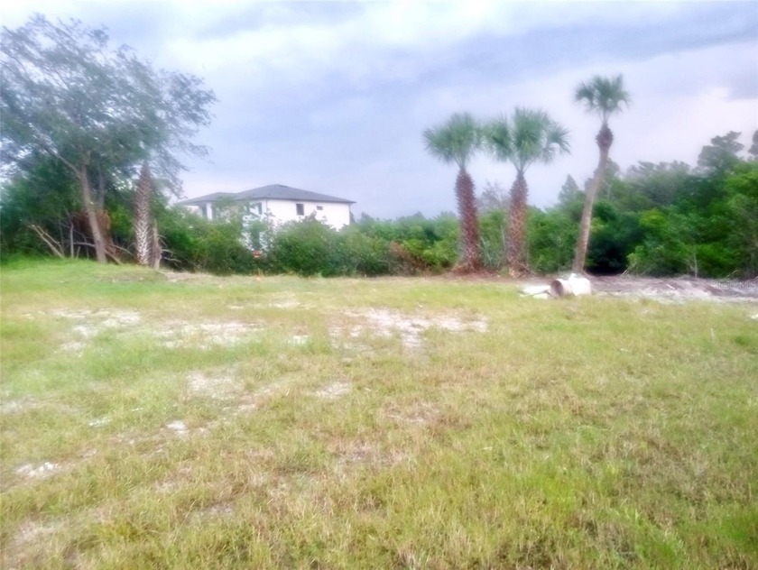 Looking for affordable waterfront footage? This vacant lot is - Beach Lot for sale in Port Richey, Florida on Beachhouse.com