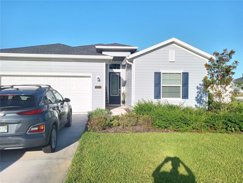 THIS BEAUTIFUL HOME HAS 4 BEDROOM AND THREE BATHROOMS, TWO CAR - Beach Home for sale in Ormond Beach, Florida on Beachhouse.com