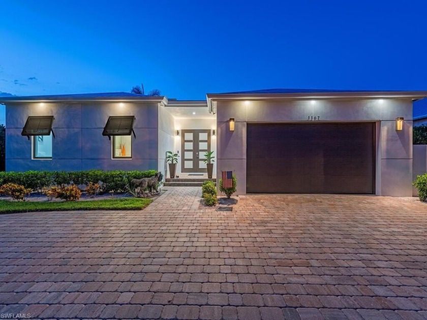 Major price reduction!! Seller Motivated!! Lake Park custom - Beach Home for sale in Naples, Florida on Beachhouse.com