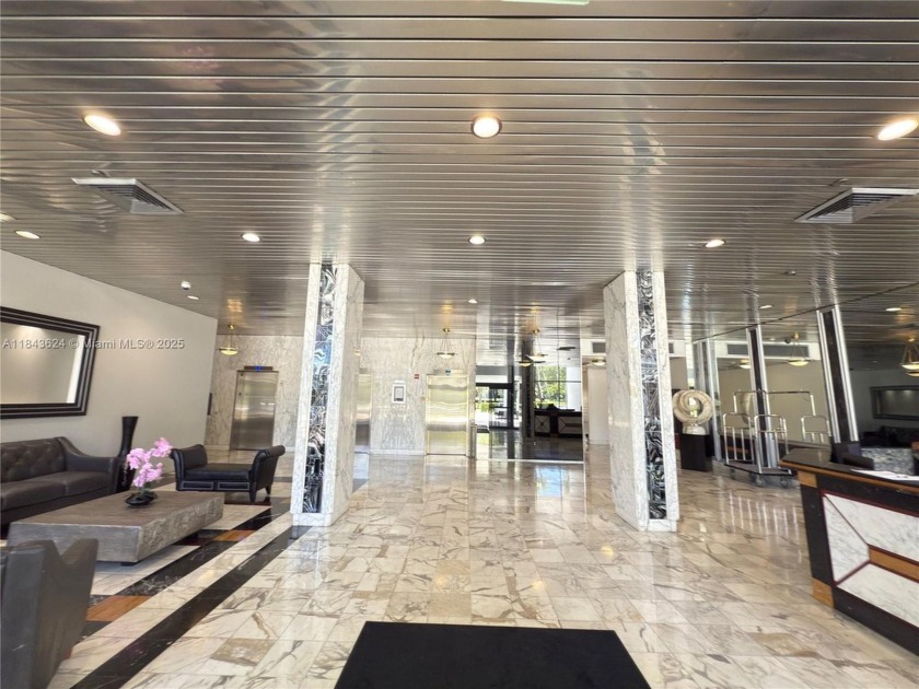 Must Sell!!!!!Spacious 2bedrooms and 2 full bathrooms at heart - Beach Condo for sale in Aventura, Florida on Beachhouse.com