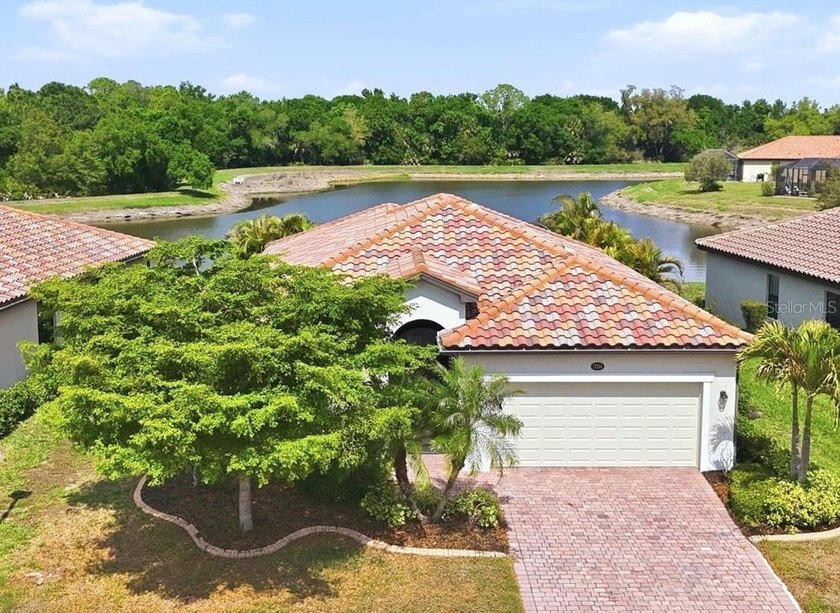 Under contract-accepting backup offers. Discover Privacy and - Beach Home for sale in Venice, Florida on Beachhouse.com